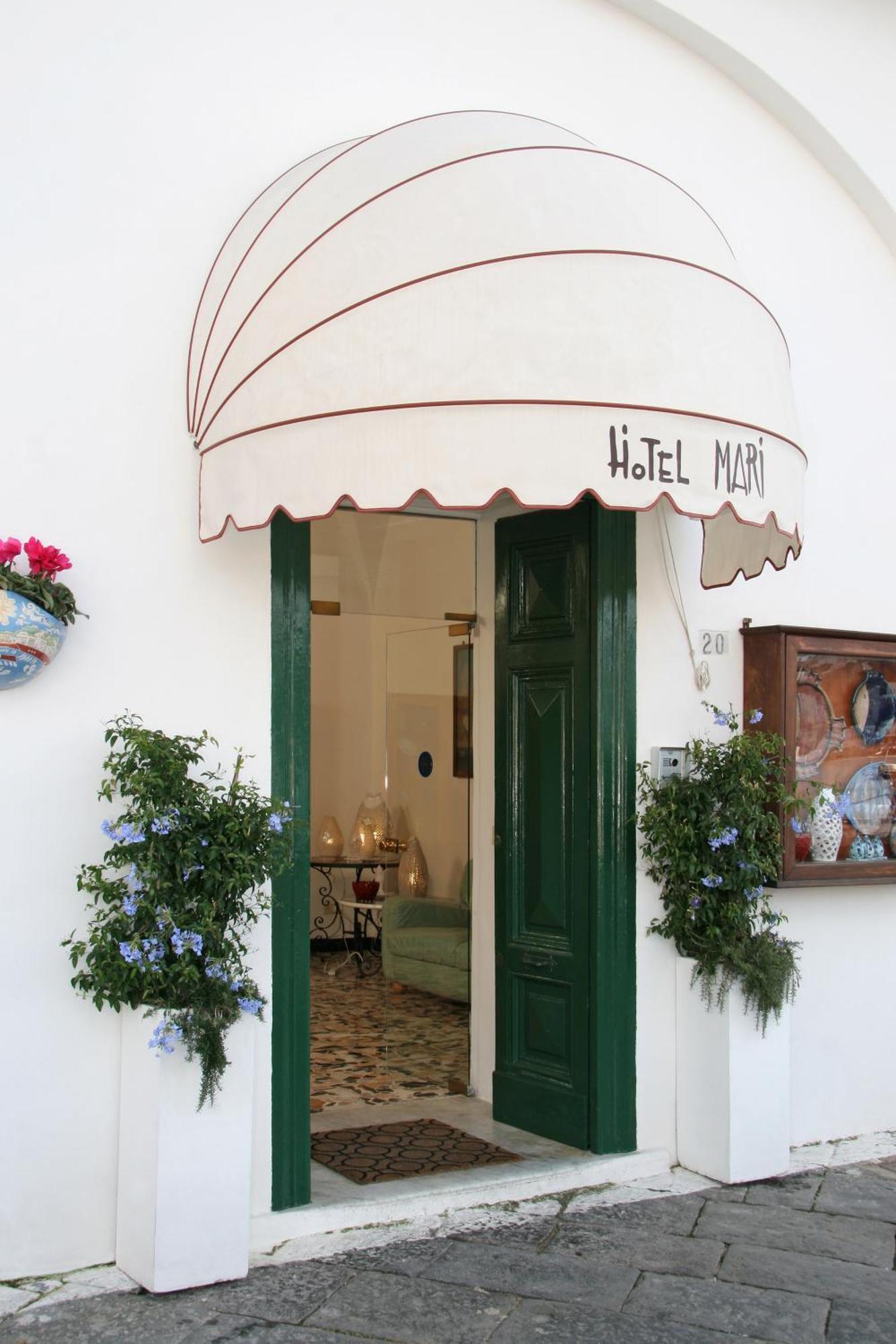 Locanda Mari Понца Экстерьер фото